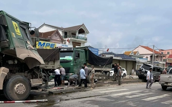 Tai nạn liên hoàn 3 ô tô trên QL1 qua Nghệ An, tài xế xe tải tử vong