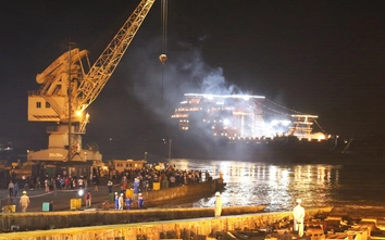 Đóng tàu Sông Cấm: Hạ thủy tàu năng lượng “xanh” hiện đại