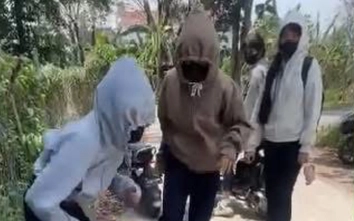 Công an Đồng Nai xác minh vụ học sinh bị đánh hội đồng, quay clip lan truyền mạng xã hội