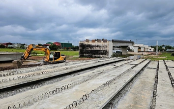 Nguy cơ "vỡ" tiến độ dự án QL12A đoạn tránh Ba Đồn, Quảng Trị vì vướng mặt bằng