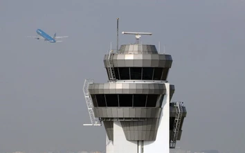 Đề xuất đồng bộ hạ tầng quản lý bay trong điều chỉnh quy hoạch cảng hàng không toàn quốc