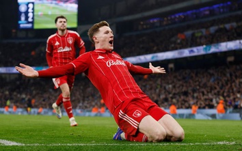 Hòa Nottingham, Man City bị Arsenal nới rộng khoảng cách