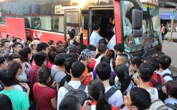 Lễ 30/4 cận kề: Bến xe Hà Nội kích hoạt cao điểm vận tải hành khách