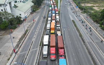 TP.HCM đề xuất miễn phí đường bộ, phí BOT với xe khách và xe chở hàng