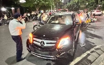 Bản tin TNGT 15/4: Tài xế Mercedes gây tai nạn liên hoàn, vi phạm nồng độ cồn