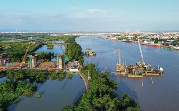 Vật liệu biến động, hai thành phố lớn đề xuất loạt giải pháp gỡ khó cho dự án giao thông