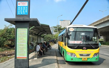 Hà Nội lên lộ trình chuyển đổi xanh cho hơn 20 tuyến buýt kế cận