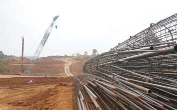 Gia Lai chủ động nguồn vật liệu, giữ tiến độ cao tốc Quy Nhơn - Pleiku