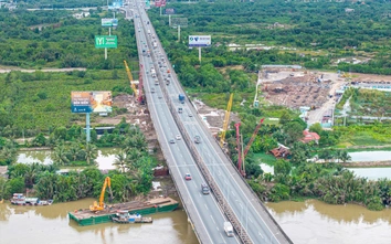 Đi lại dịp lễ 30/4 ở TP.HCM: Nên chọn phương tiện gì để tránh kẹt xe?