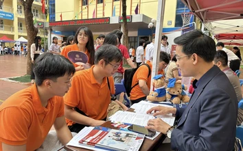 Hơn 40 trường tư ở Hà Nội công bố học phí lớp 10, cao nhất gần 100 triệu đồng/tháng