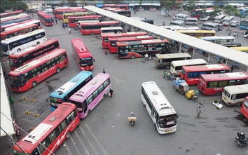 Toàn cảnh giao thông 18/4: Hà Nội tăng 500 xe khách, nhiều chặng bay còn ghế dịp 30/4