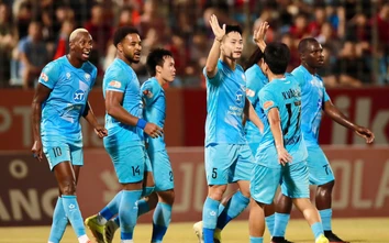 V-League: Xuân Son lập công, Nam Định thắng kịch tính Đà Nẵng