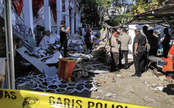 Động đất mạnh 7,4 độ ngoài khơi Indonesia làm hư hại nhà cửa, 1 người thiệt mạng