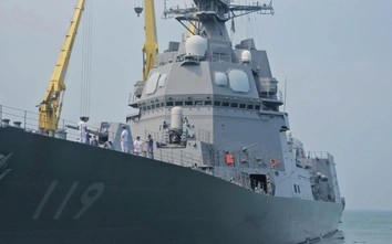 Cận cảnh tàu khu trục của Nhật Bản cập cảng Tiên Sa, thăm Đà Nẵng