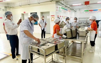 Hà Nội siết quản lý an toàn thực phẩm, xử lý nghiêm vi phạm tại trường học, bếp ăn tập thể