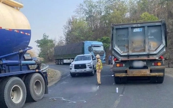 Bản tin TNGT 20/4: Xe đầu kéo gây tai nạn khiến 2 người tử vong