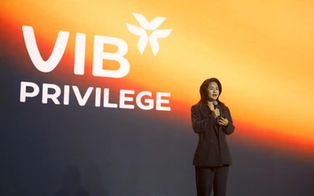 Phó tổng giám đốc VIB: "Ngân hàng ưu tiên giúp khách hàng chủ động trước mọi chuyển động"