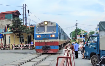 Đi tàu dịp nghỉ lễ, gọi ngay số này khi cần hỗ trợ