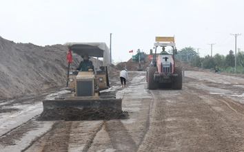 Sớm gỡ vướng vật liệu xây dựng cho loạt dự án giao thông trọng điểm ở Đồng Tháp