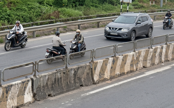 Xe máy đi ngược chiều tốc độ cao, tông trực diện xe khác