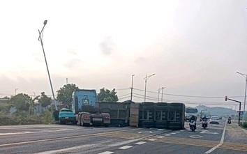 Đắk Lắk: Xe đầu kéo va chạm taxi khiến một hành khách tử vong, tài xế bị thương