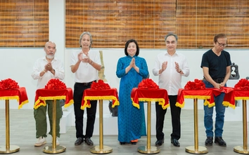 Gốm Việt trước ngã rẽ: Khi đất bắt đầu “lên tiếng”