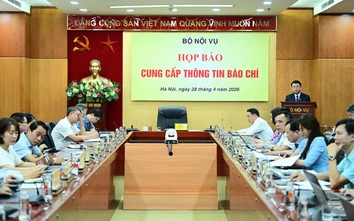 Tiếp tục tham mưu sắp xếp các tổ chức bên trong của các bộ, cơ quan Trung ương