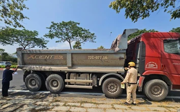 TP.HCM tổng rà soát hơn 6.400 xe ben, sơ-mi rơ-moóc tải trọng lớn