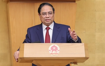 Thủ tướng: Kiên định mục tiêu tăng trưởng 2 con số; biến khó khăn, thách thức thành cơ hội