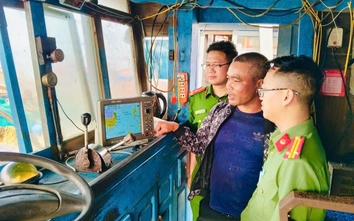 Ninh Bình: Tăng cường kiểm tra thiết bị định vị tàu, bảo đảm chủ quyền trên biển