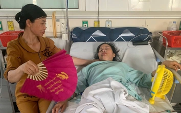 Quên mình cứu người trong mưa bão, nữ công nhân môi trường ở Lào Cai nguy kịch