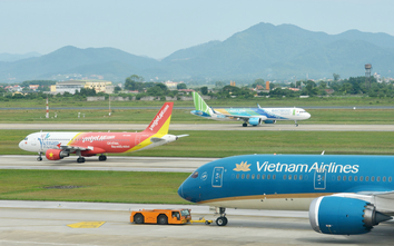 Vé máy bay không thể đứng ngoài “cơn bão giá"