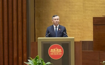 Bố trí vốn đầu tư công có trọng tâm, trọng điểm, ưu tiên hạ tầng chiến lược