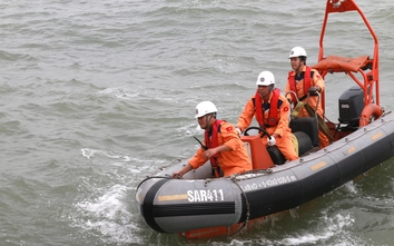 Huấn luyện cứu nạn hàng hải: Giữ sự sống ngoài khơi từ những giờ rèn luyện khắc nghiệt