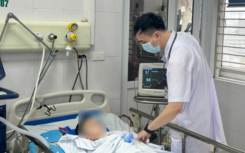 Chủ quan với thủy đậu, bé trai 6 tuổi nguy kịch