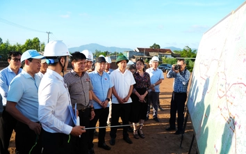 Đoàn công tác Quốc hội khảo sát tuyến cao tốc Quy Nhơn - Pleiku tại Gia Lai