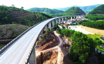 Cao tốc Cam Lộ - La Sơn: Tăng tốc thi công, nỗ lực hoàn thành cuối năm 2026