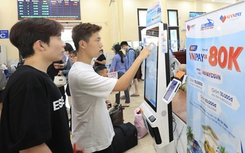 Từ 15/5, hành khách có thể tự đổi vé tàu online, không cần ra ga