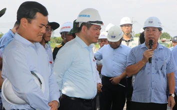 Phó Chủ tịch Quốc hội Nguyễn Hồng Diên khảo sát thực địa dự án đường Vành đai 3 TP.HCM