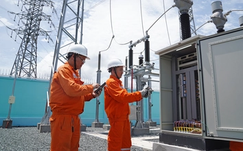 Tiêu thụ điện lập đỉnh hai lần trong tuần, hộ gia đình làm gì để giảm tiền điện?