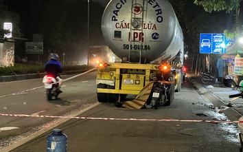 TP.HCM: Tông đuôi xe bồn, người đàn ông tử vong tại chỗ