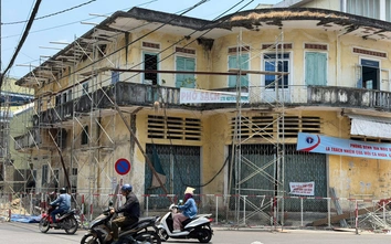 Phá dỡ nhà công sản để mở rộng nút giao thông ở trung tâm đô thị Quảng Ngãi