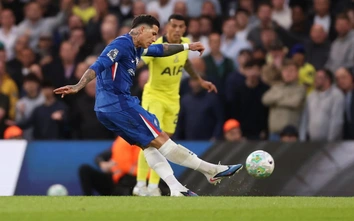 Enzo lập siêu phẩm, Chelsea hạ gục Tottenham ở derby London