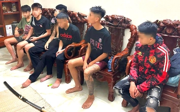 Thanh Hóa xử lý nhóm thanh thiếu niên đi xe máy không biển số, cầm dao kiếm tự chế dạo phố