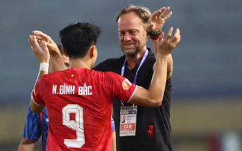 V-League: Đình Bắc tỏa sáng, CLB Công an Hà Nội thắng dễ Hải Phòng