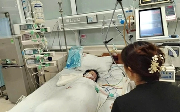 Phú Thọ: Mưa lớn gây đổ tường vào phòng ngủ, hai cháu bé nhập viện
