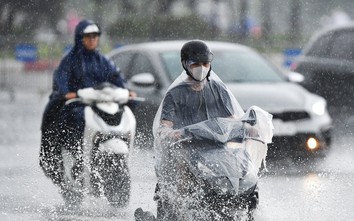 Mưa dông bao phủ Bắc Bộ, cảnh báo lũ quét, sạt lở đất