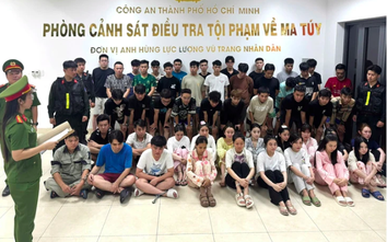 TP.HCM: Bắt 50 người liên quan đến ma túy tại quán bar ở phường Vũng Tàu