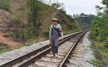 Không để người lao động tuyến đầu “đứng ngoài” quá trình đổi mới ngành đường sắt