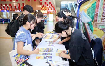 Hà Nội đưa eSports lên metro, tạo trải nghiệm mới cho hành khách